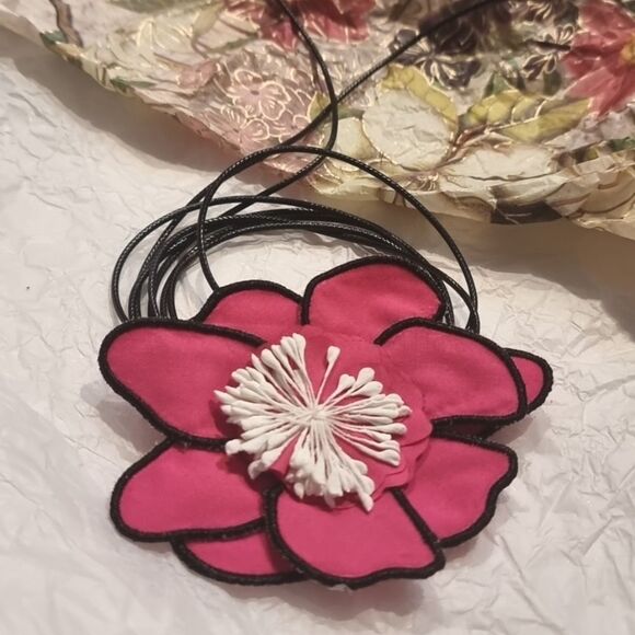 New ZARA Floral Cord Choker Necklace In Fushia Pink - Picture 4 of 8